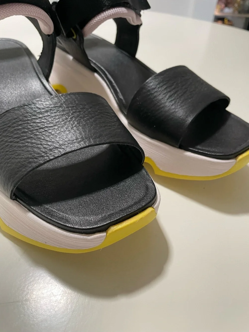 SOREL Women's Kinetic Impact Y
Strap Sandals in black , Sz 8 - Picture 12 of 15